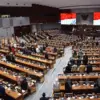Kontroversi Gaji DPR RI