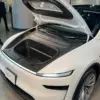 Pembaruan Fitur Tesla Model 3 via Update OTA