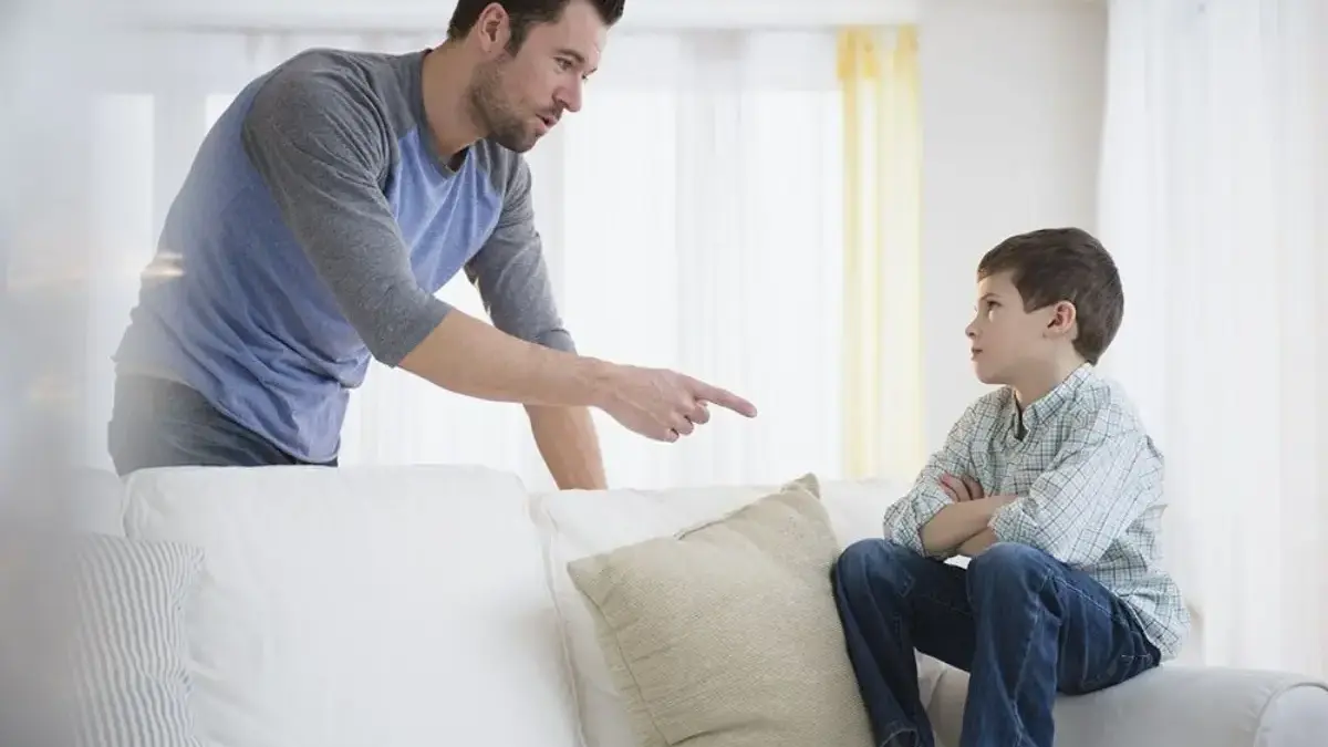Kenali 5 Ciri Parenting VOC, Jangan-Jangan Kamu Tanpa Sadar Menerapkannya!