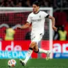 Kevin Diks Dapat Kartu Kuning Saat Gladbach Kalah 4-6 dari Frankfurt