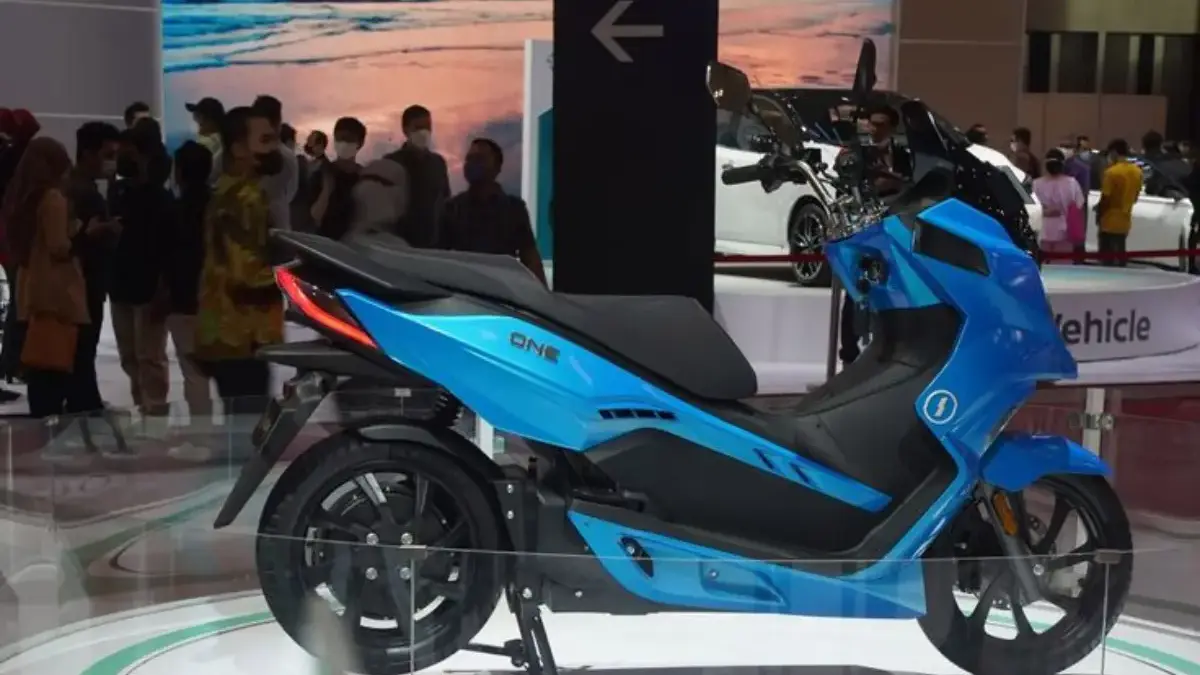 Alva One Motor Listrik Bergaya Modern Urban