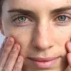 Sudah Pakai Retinol tapi Kulit Masih Kusam? Ini Urutan Skincare Malam yang Sering Terlupakan