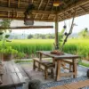 Teras Minimalis di Pinggir Sawah, Spot Santai Estetik yang Bikin Betah Seharian!