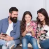 Parenting Gen Z, Kunci Sukses Jadi Orang Tua Asik di Dunia yang Serba Online