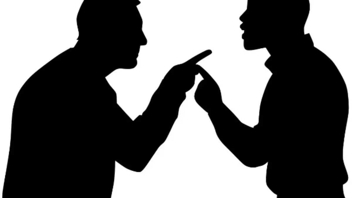 Batasan Berpendapat di Media Sosial: Kebebasan Berbicara atau Jerat Hukum?