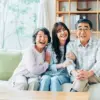 Orang Tua Wajib Tahu! Cara Asuh Gen Z yang Beda dari Generasi Sebelumnya