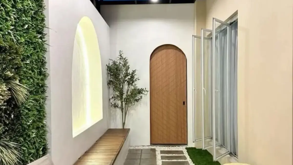 5 Ide Kreatif Ubah Teras Jadi Ruang Keluarga Kecil yang Nyaman & Estetik, Cocok untuk Rumah Minimalis!