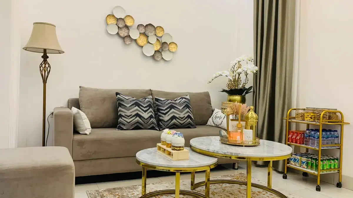 Tips Memaksimalkan Ruang Tamu Kecil dengan Furnitur Multifungsi