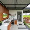 Ide Desain Teras Rumah Modern dengan Area BBQ yang Nyaman untuk Kumpul Bareng Keluarga dan Teman