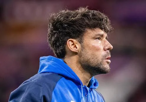 Pemain yang Pernah Membela 2 klub,