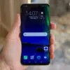 Rekomendasi Smartphone untuk Lansia: Fitur Sederhana dengan Desain User-Friendly
