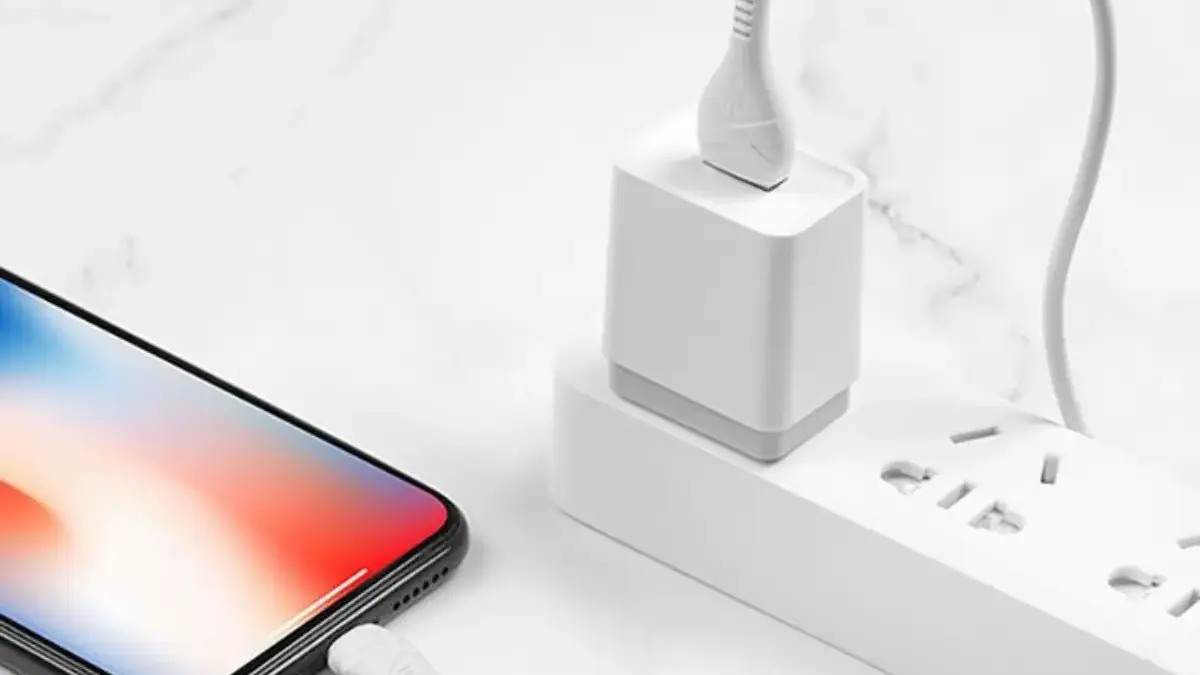 Mengapa Apple Belum Mengganti Penuh Port Lightning ke USB-C?