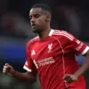 Striker Terbaik Dunia