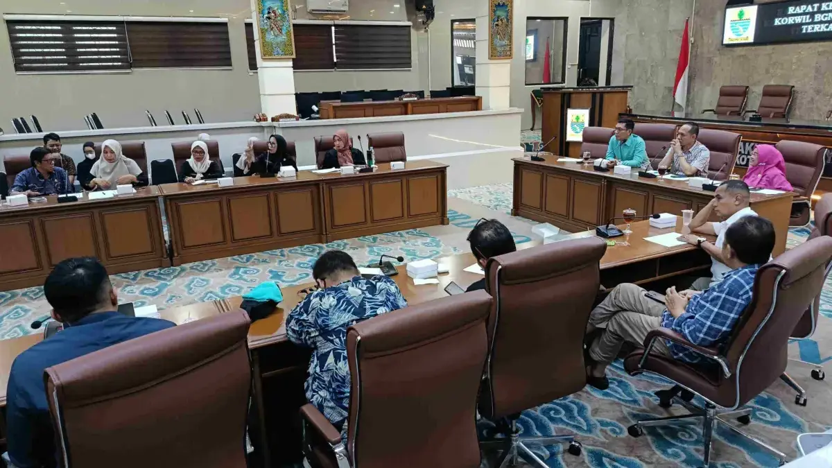 Evaluasi MBG, DPRD Kota Cirebon Rekomendasikan Maksimal per SPPG 2000 Porsi DPRD kota Cirebon