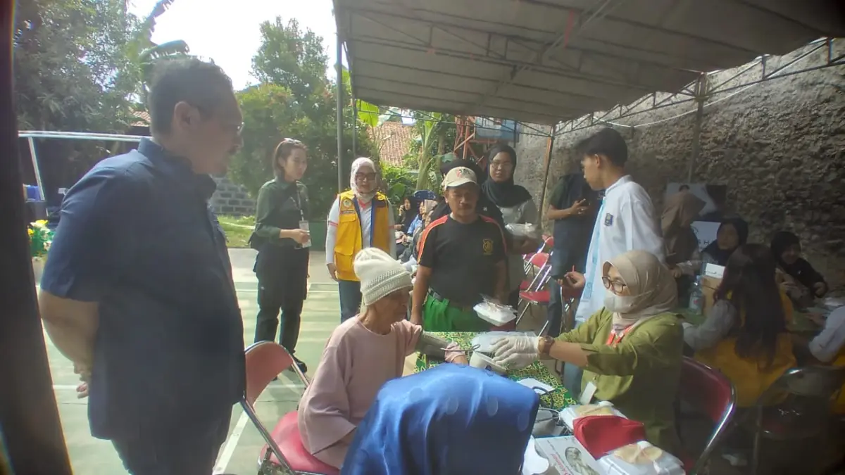 Di Reses Wakil Ketua DPRD, Warga Katiasa Baru minta Instalasi Gas Alam DPRD kota Cirebon