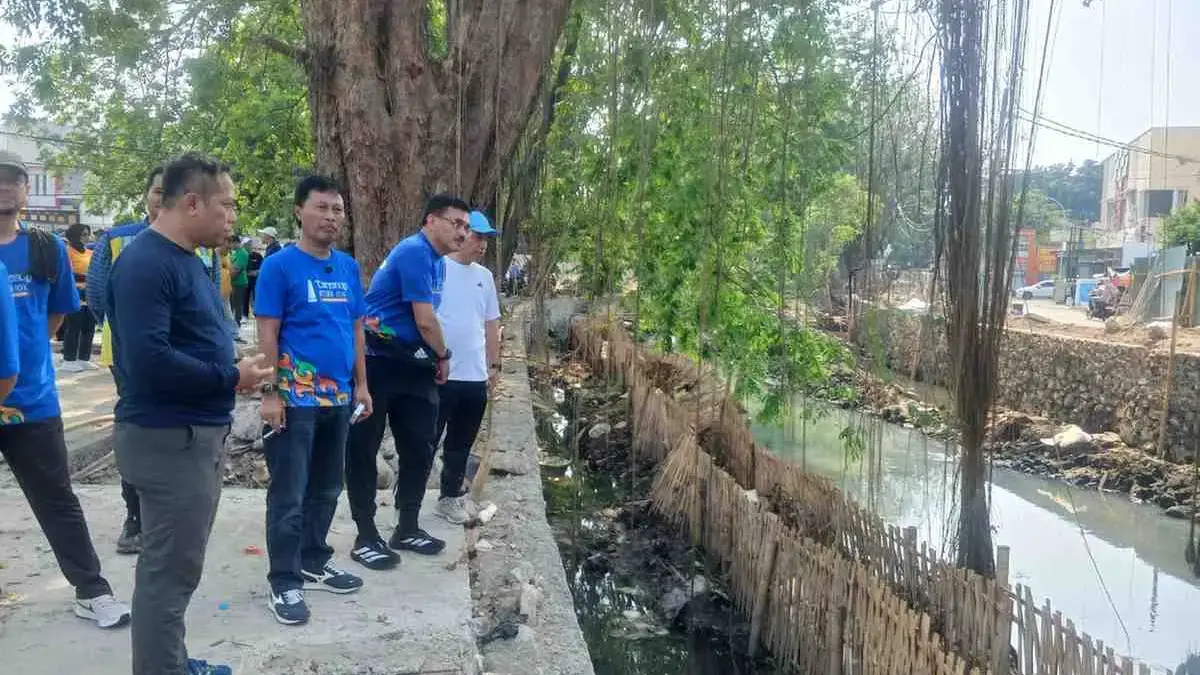 Walikota Cirebon Tinjau Progres Penataan Sungai Sukalila, Target Rampung Akhir 2026 Walikota Cirebon Tinjau Progres Penataan Sungai Sukalila, Target Rampung Akhir 2026