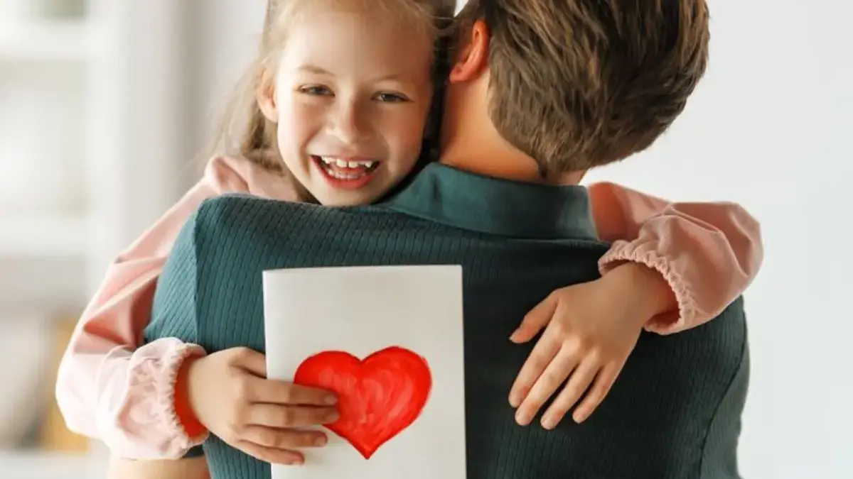 Kapan Hari Ayah? Ini Kumpulan Ucapan Selamat Hari Ayah yang Menyentuh Hati Kapan Hari Ayah? Ini Kumpulan Ucapan Selamat Hari Ayah yang Menyentuh Hati