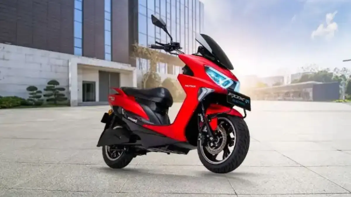Cuma Rp 38 Jutaan, Motor Listrik Polytron Fox 500 Siap Saingi PCX dan Nmax?