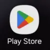 100% Ampuh! Ini Solusi Aplikasi Play Store Keluar Sendiri Lewat HP