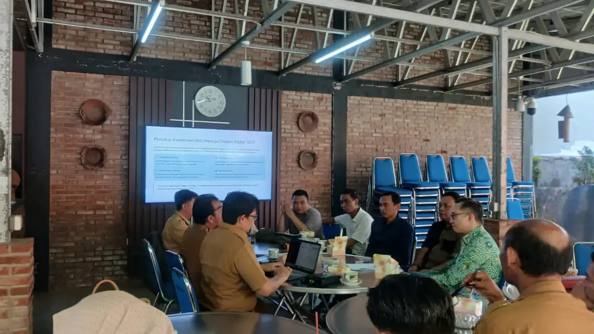 Komisi I DPRD Kota Cirebon Tinjau Kesiapan Infrastruktur Digital DKIS Kota Cirebon Komisi I DPRD Kota Cirebon Tinjau Kesiapan Infrastruktur Digital DKIS Kota Cirebon