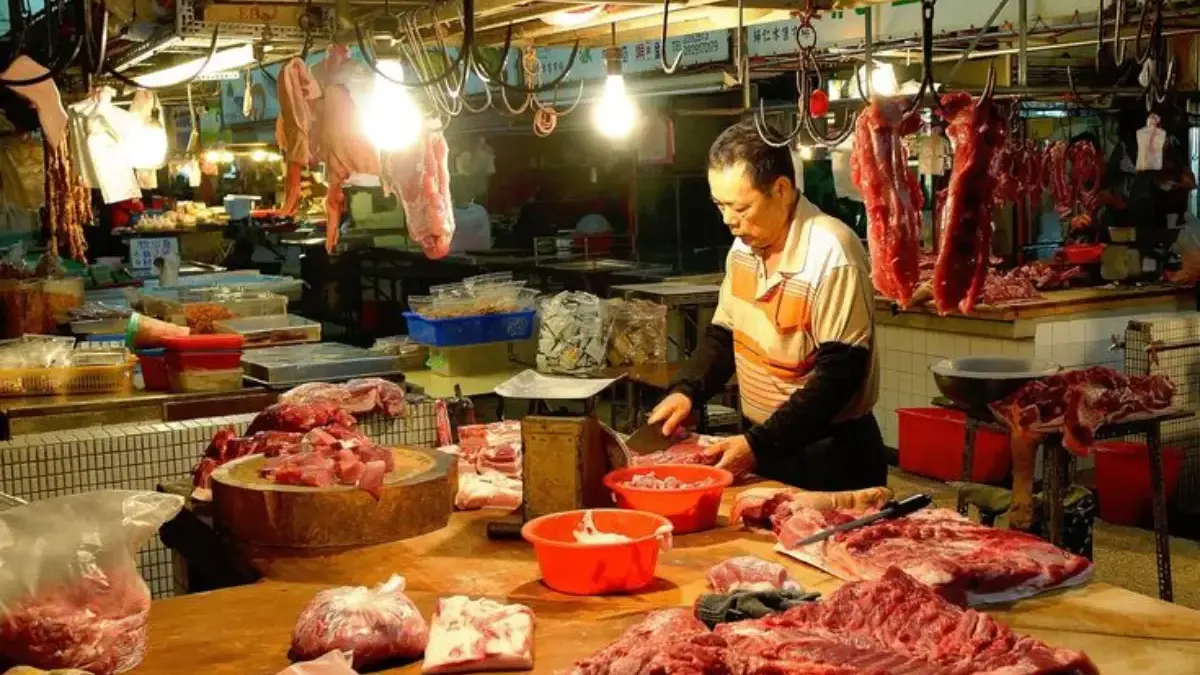 Harga Bahan Pokok Kota Cirebon 4 Juli 2026, Mayoritas Komoditas Daging dan Bumbu Dapur Mengalami Penuunan
