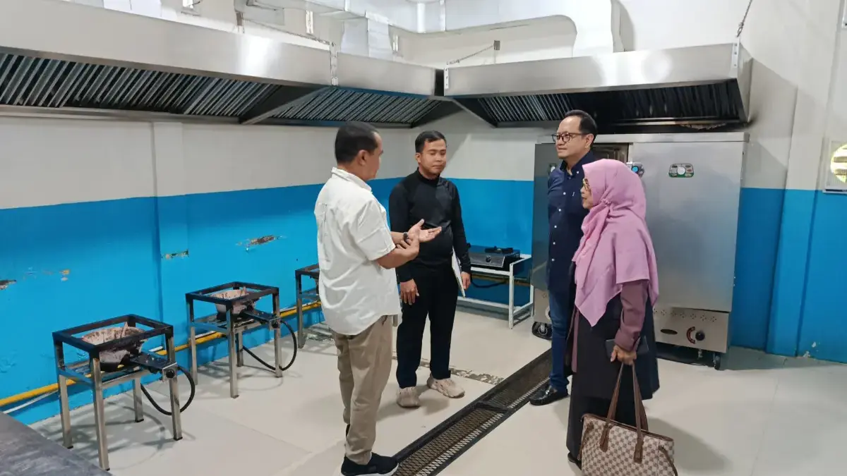 Komisi III Sidak Dapur SPPG, Duga Ada Masakan Setengah Matang Dari Luar DPRD kota Cirebon